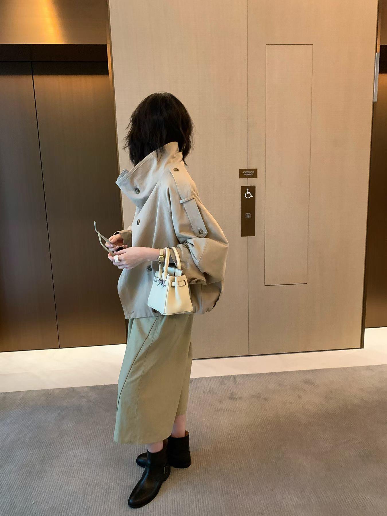 大翻領琥珀扣風衣外套